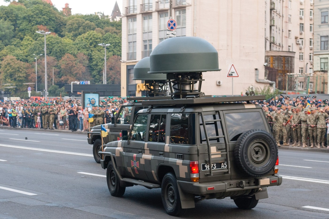 Кіберзахист супутникового зв’язку: наземний сегмент, термінали та контроль команд