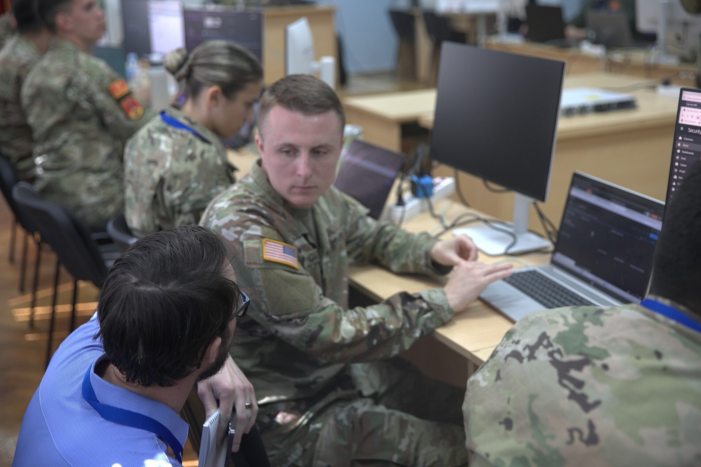 Cyber Range для військових навчань: як будують ізольоване середовище для атак і захисту