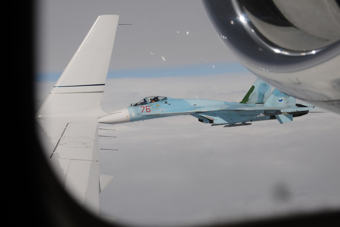 NORAD: спільне командування США і Канади для повітряно-космічного попередження