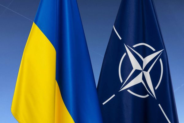 Комплексний пакет допомоги НАТО Україні: від стандартів до довгострокової сумісності