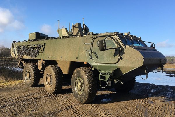 Patria 6×6: модульний бронетранспортер і спільна програма CAVS